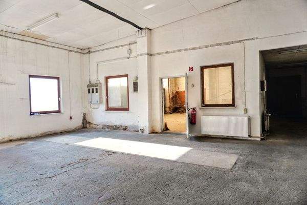 .Beheizte Lagerhalle