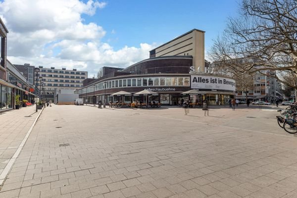 Vorplatz Schaubühne