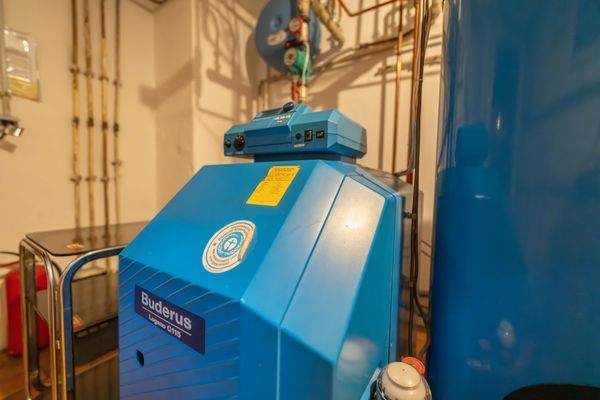 Haus 1 Ölheizung von Buderus