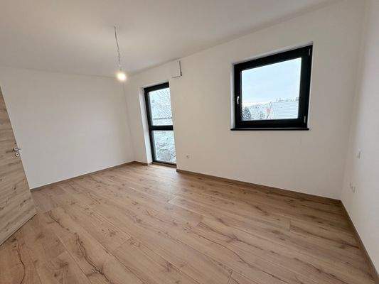 Schlafzimmer (2).JPG