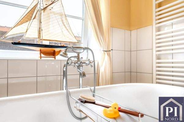 ...freistehender Badewanne