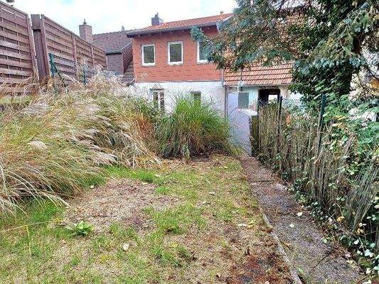 Rückseite mit Garten