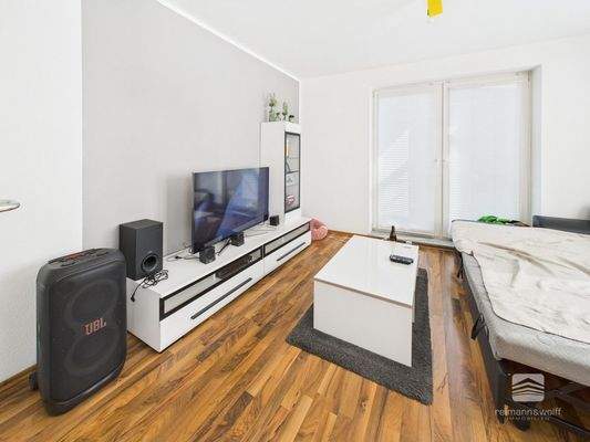 WE1: Wohn-/Esszimmer