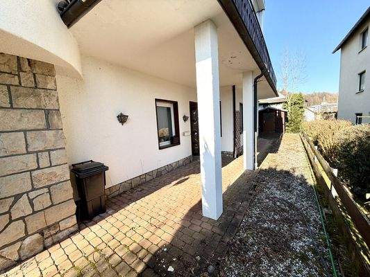 Außenbereich Eingang UG 1