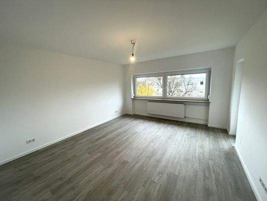 Das großzügige Wohnzimmer ...