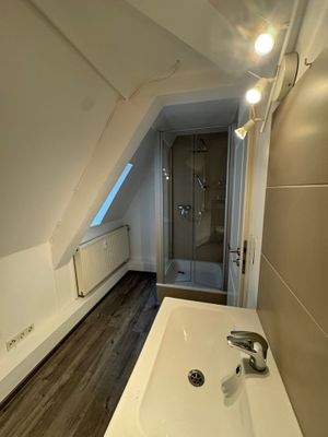 15 Bad 2 weitere Ansicht.JPEG