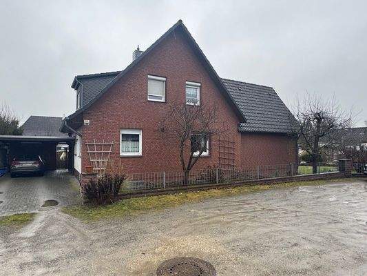 Ansicht Haus Straßenseite