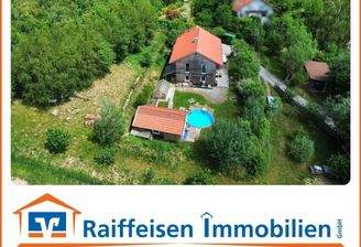 Familienglück mit großem Grundstück