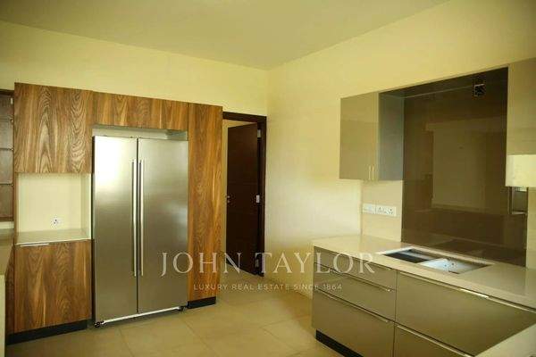 Kitchen Stainless steel Tile