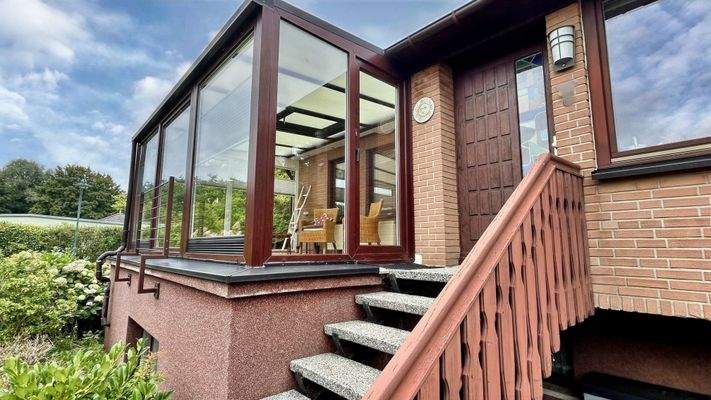 Eingang und Wintergarten