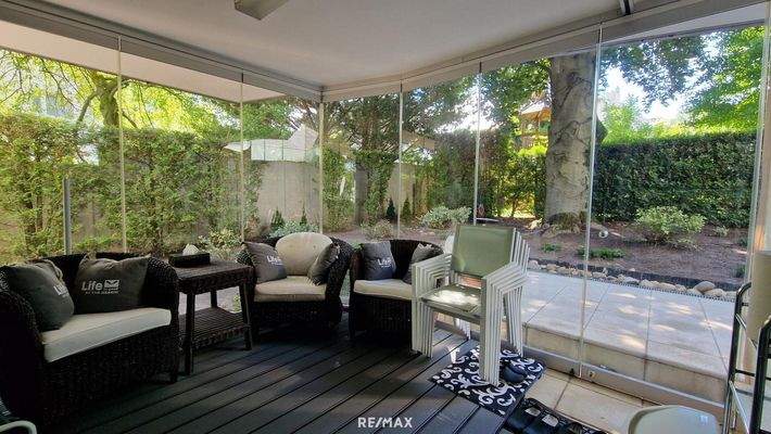 Wintergarten bei westseitiger Terrasse