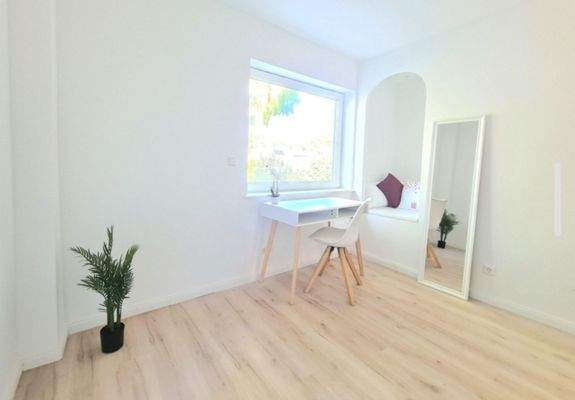 Kinderzimmer oder Home Office 