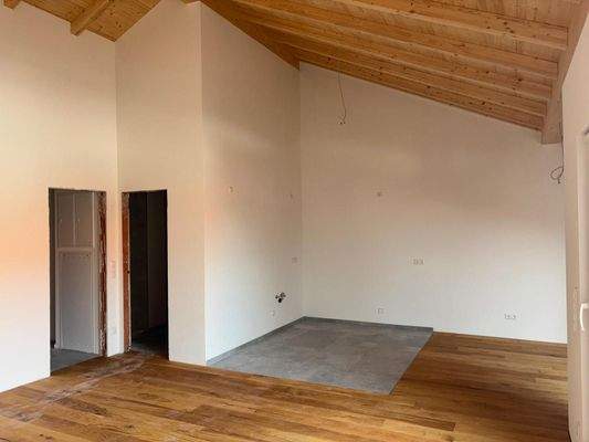 Wohn-Essbereich mit Küche (7).jpeg