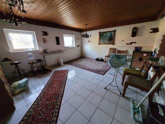 Zimmer im Untergeschoss