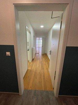 Blick vom Eingang in die Diele