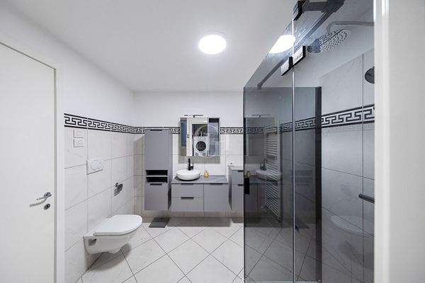 Badezimmer im Keller