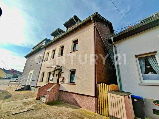 gepfelgte Frontansicht