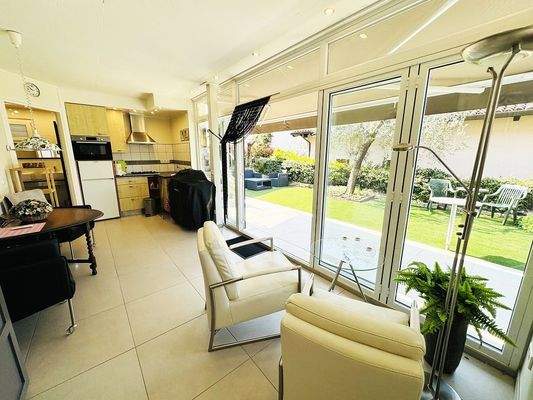 Soggiorno piano terra 1.3.JPG