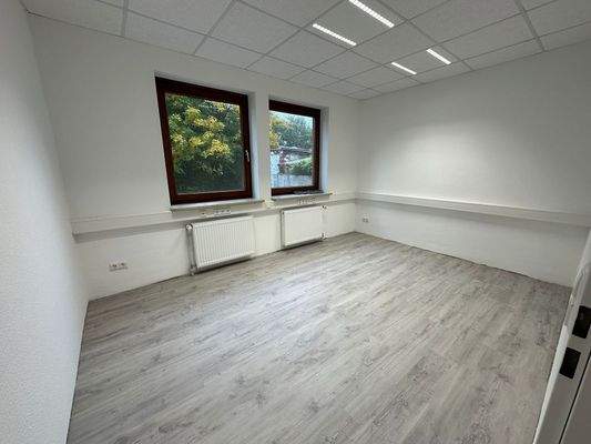 PHOTO-2025-10-16-13-40-45