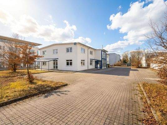 Modernes Bürogebäude