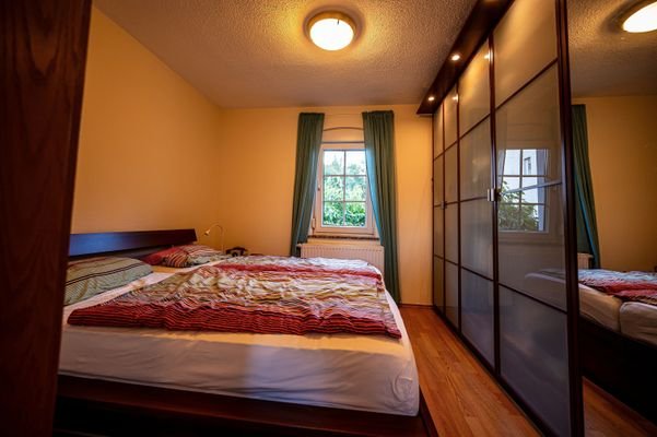 1te Etage Schlafzimmer