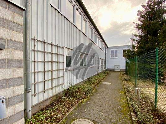 INFOS UNTER: 06171-586000