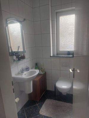 Wohnung 1 Gäste-WC