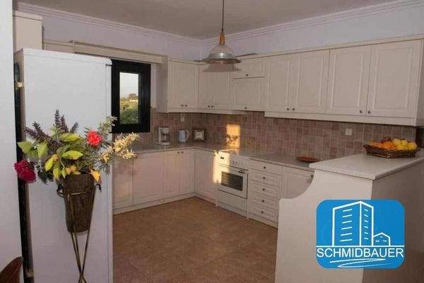 Kreta, Peri: Einfamilienhaus mit schönem Garten und toller Aussicht zu verkaufen