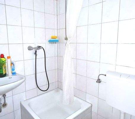 Beispiel Bad mit Dusche 4