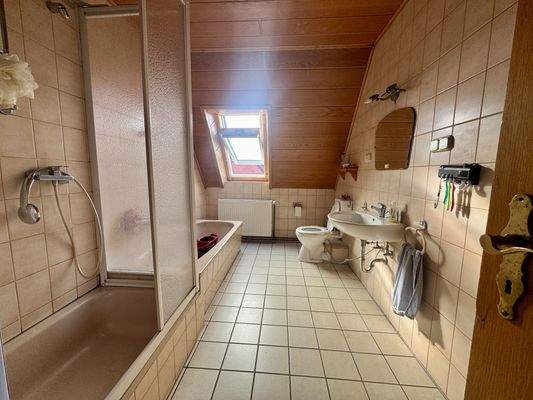 Obergeschoss - Badezimmer