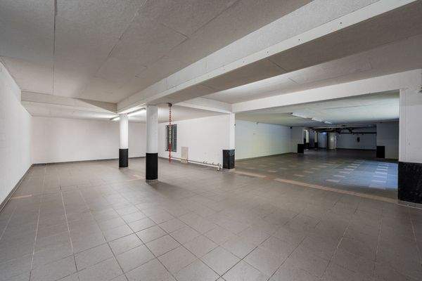 Spacious underground garage with direct access to 