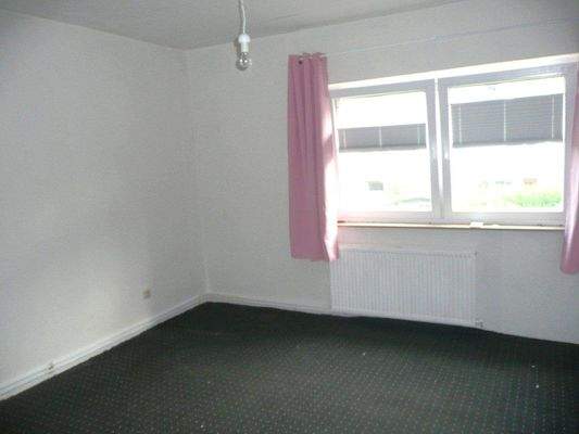 OG  frei  und  geräumt 