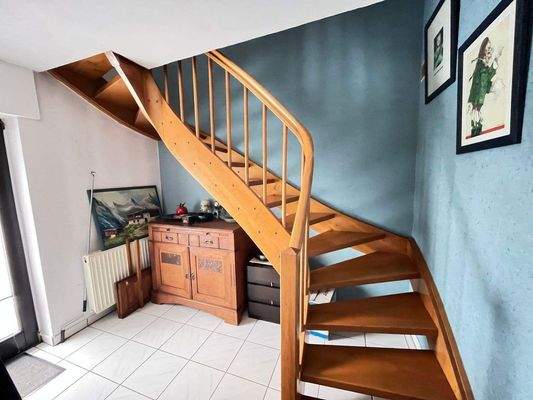 WG 2 Treppe innenliegend.JPG