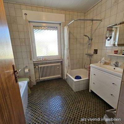 Hauptwohnung Bad