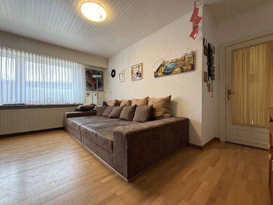 Wohnzimmer EG Ansicht 2