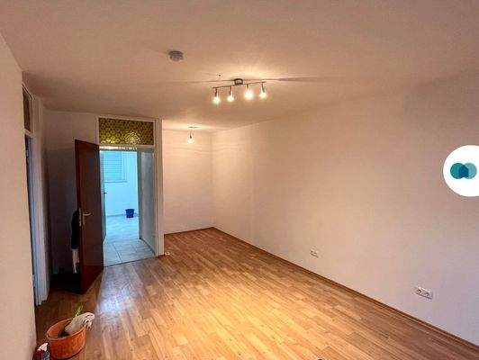 Ansicht III: Wohn- und Essbereich