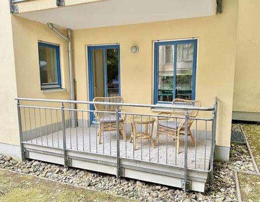 Wohn-/Esszimmer- Einrichtungsbeispiel