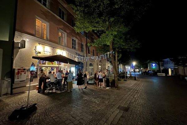 Außenbereich bei Nacht