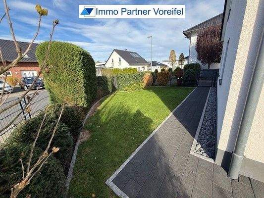 vorderer Gartenbereich