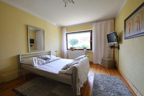 Erdgeschoss Schlafzimmer