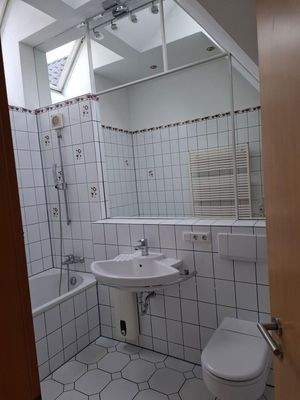 Badezimmer im DG