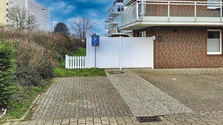 Kurzzeitparkplatz am Haus