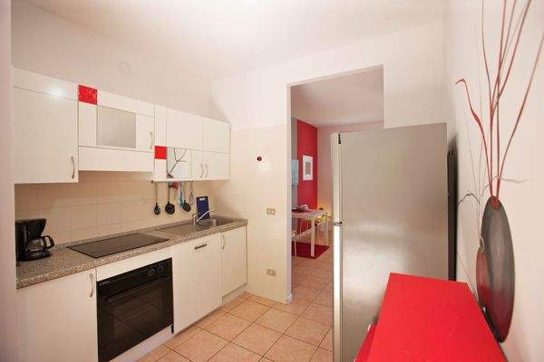 App. Design mit Terrasse, Balkon &amp; Traumseesicht.