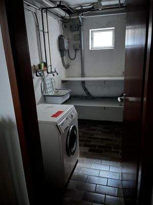 e54b10ae-3177-4ec5-a68a-54feb276f6d5.jfif