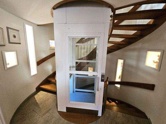 integrierter Fahrstuhl
