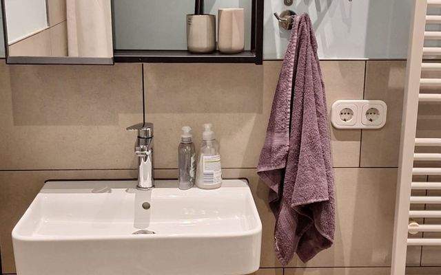 Zimmer mieten in Karlsruhe WG Zimmer auf Zeit Bad 3.jpeg