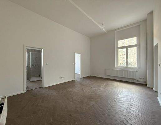 Raum 2 mit Zugang Teeküche + WC