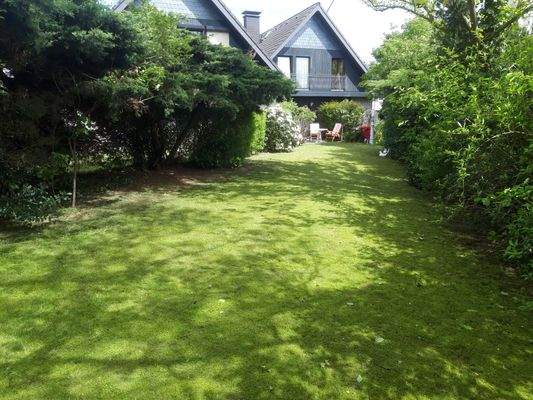 Garten-Rückansicht-ebenso