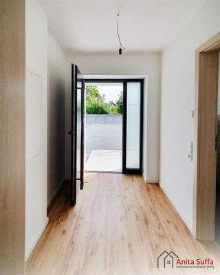 Blick in den Eingangsbereich