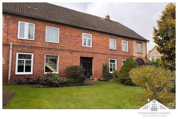 Hinteransicht_Wohnhaus